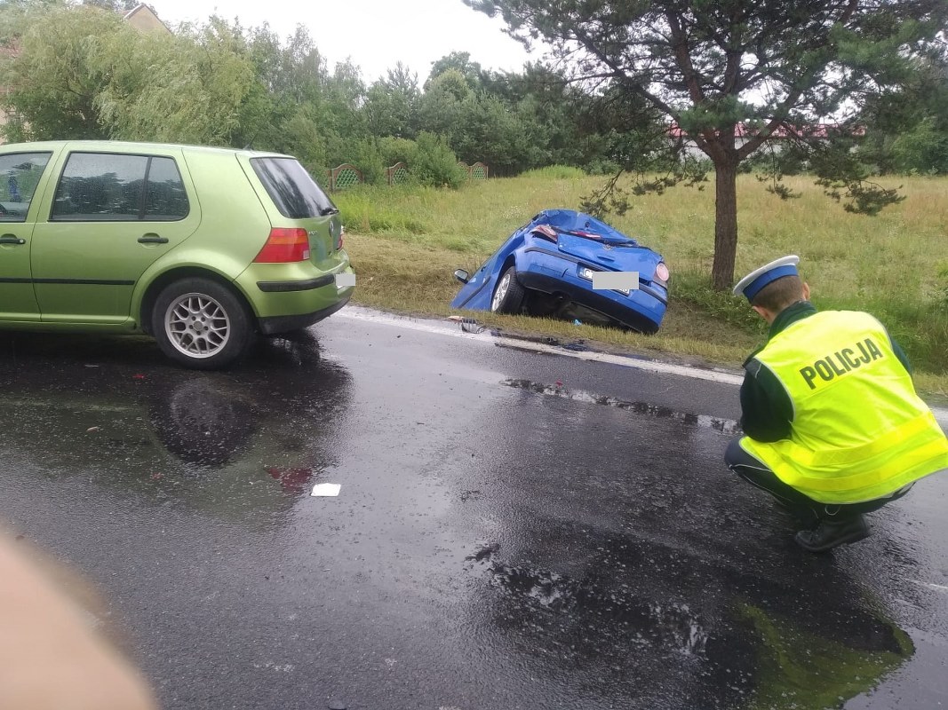 Wypadek na DK 10 w Brzozówce. Policja wprowadziła objazdy