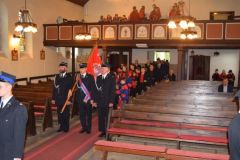 Msza święta w intencji strażaków w kościele w Złejwsi Wielkiej